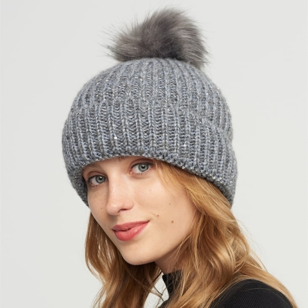 TRÏBE Gray Knit Winter Hat Toque with Faux Fur Pom pom NWT